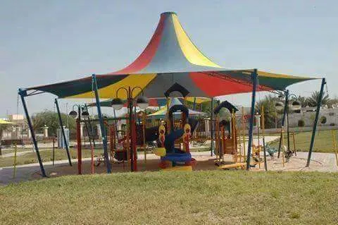   مظلات  متنوعة 
